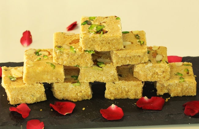 Besan Burfi - Marathi Recipe