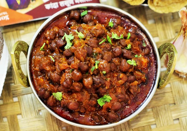 Chana Masala - Marathi Recipe