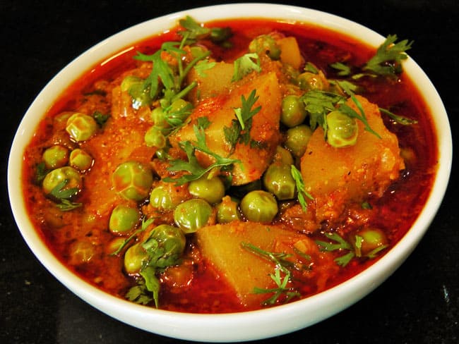 Matar Batata Bhaji - Marathi Recipe
