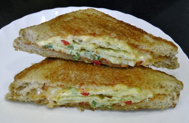 Omelette Sandwich