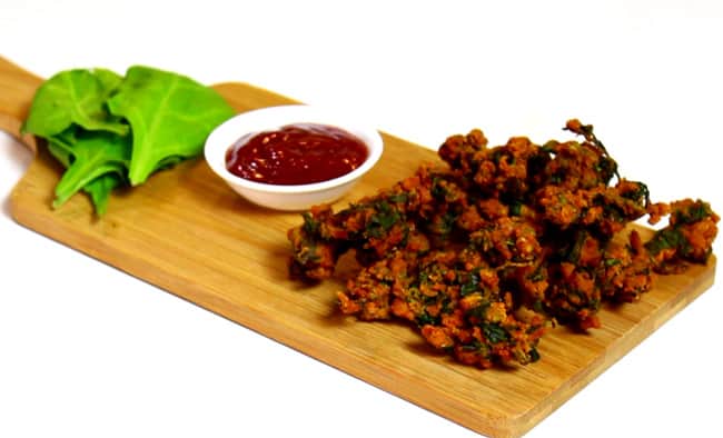 Palak Pakoda - Marathi Recipe