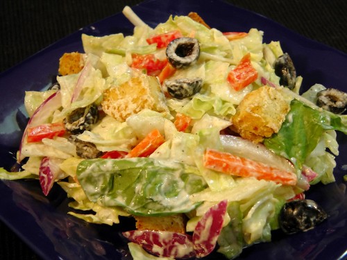 Salad with yogurt dressing