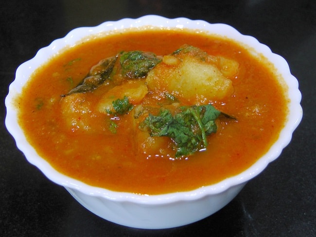 Aloo Curry - Tomato Gravy Based