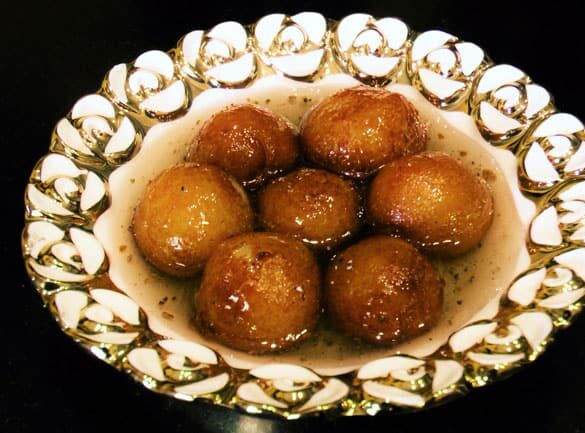 Bread Gulab Jamun
