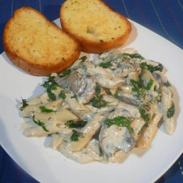 Creamy Spinach Mushroom Pasta