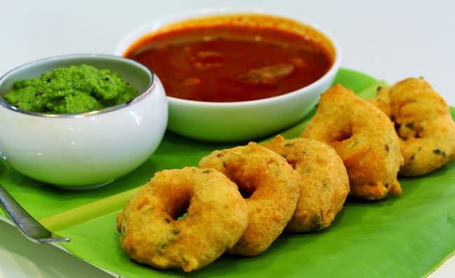 Crispy Medu Vada - Marathi Recipe