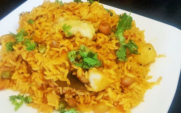 Khandeshi Masala Khichadi - Marathi Recipe