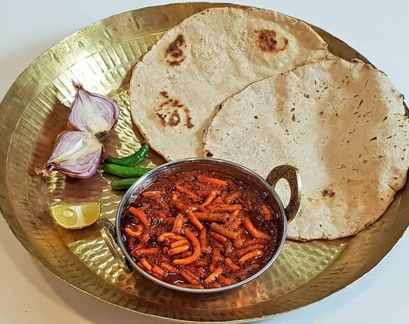 Khandeshi Shev Bhaji - Marathi Recipe