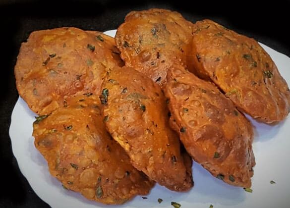 Methi Tomato Poori - Hindi Recipe