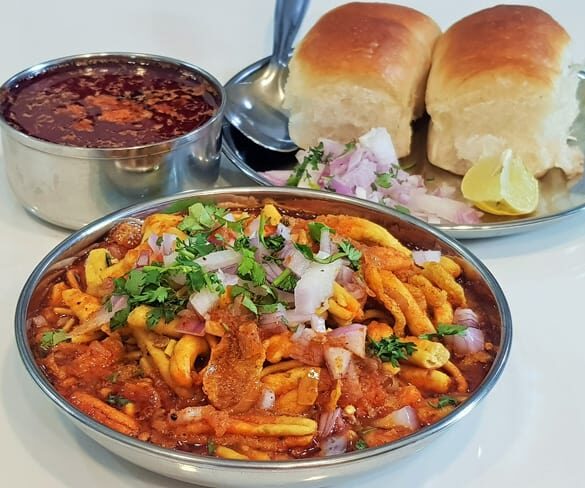 Puneri Misal - Marathi Recipe