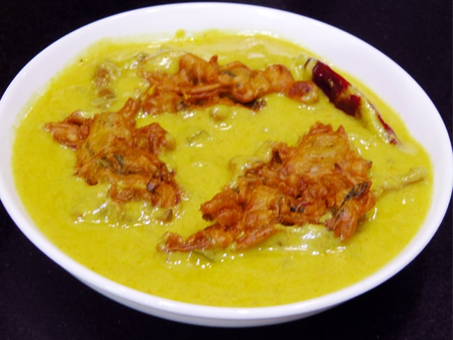Punjabi Kadhi Pakoda