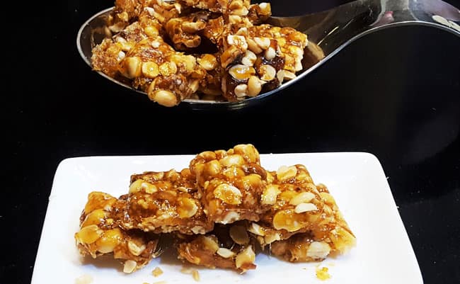 Shengadana Chikki - Marathi Recipe