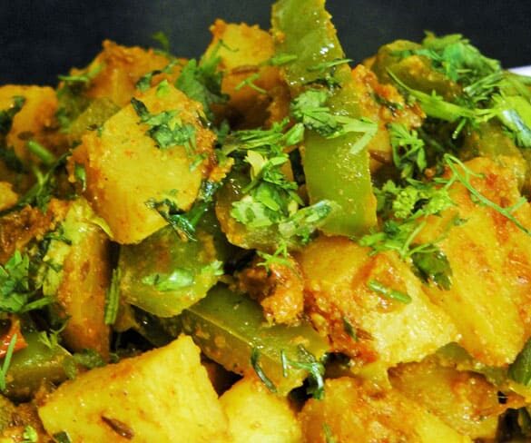 Simla Mirch Aur Aloo