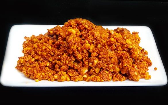 Solapuri Shengadana Chutney - Marathi Recipe