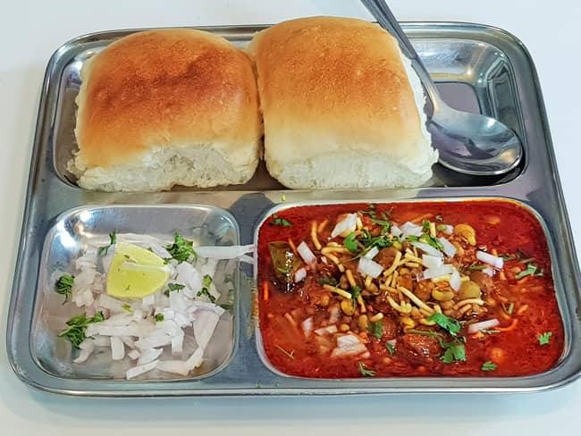 Usal Pav - Marathi Recipe